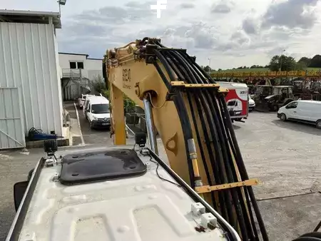 Pelles sur chenilles 2000 Liebherr R924HDSL LITRONIC (43)