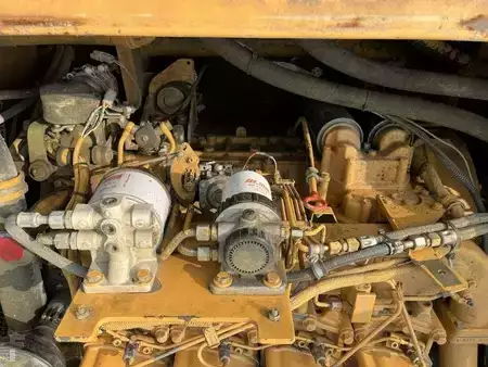 Pelles sur chenilles 2000 Liebherr R924HDSL LITRONIC (45)