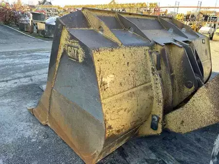 Kolové nakladače 2002 Caterpillar 966G (12)
