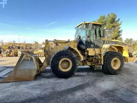 Kolové nakladače 2002 Caterpillar 966G (3)
