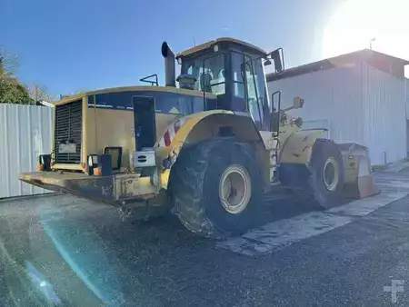 Kolové nakladače 2002 Caterpillar 966G (6)
