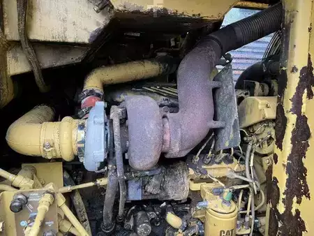 Lánctalpas rakodó 1982 Caterpillar 953 (39)
