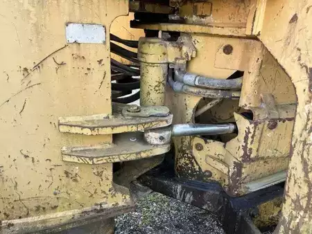 Pozostałe 1998 Caterpillar 816F (23)