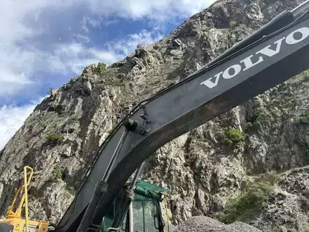 Pelles sur chenilles 2007 Volvo EC210CL (14)