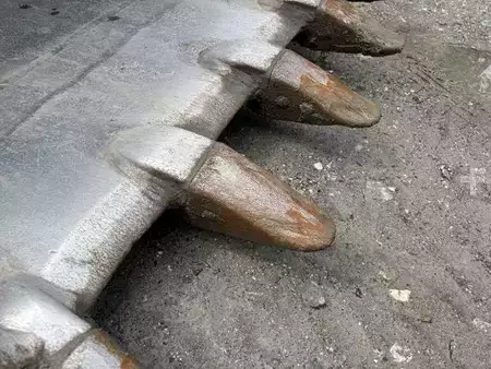 Pelles sur chenilles 2007 Volvo EC210CL (19)
