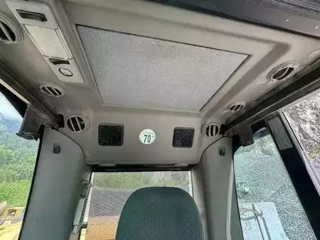 Pelles sur chenilles 2007 Volvo EC210CL (35)
