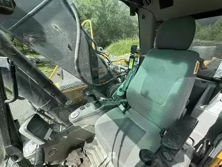 Pelles sur chenilles 2007 Volvo EC210CL (36)