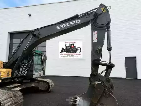 Pelles sur chenilles 2007 Volvo EC210CL (9)