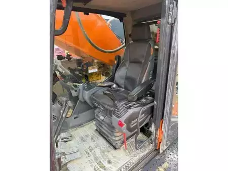 Pelles sur chenilles 2022 Doosan DX800LC-7 (20)