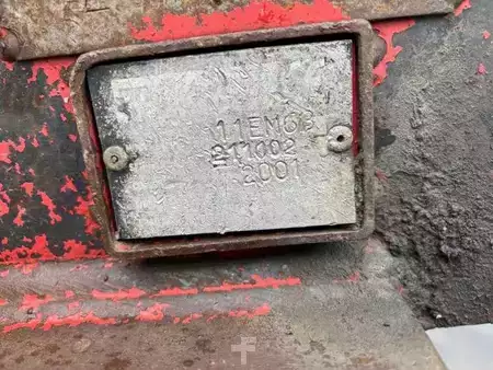 Koparki gąsienicowe 2000 Kobelco SK210NLC-6 (17)