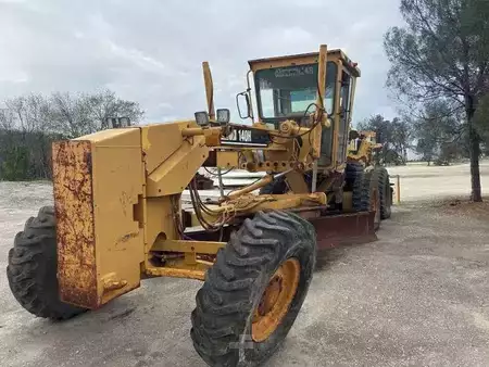 Grejdry 1999 Caterpillar 140H (1)