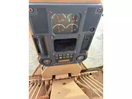 Grejdry 1999 Caterpillar 140H (9)