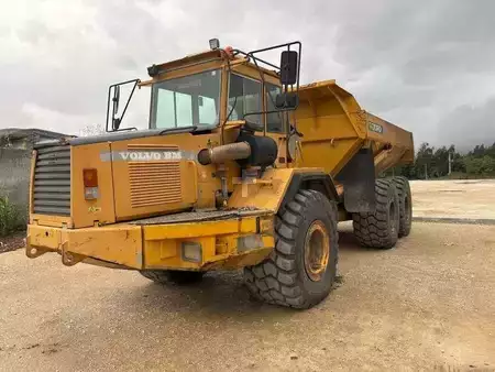Zalomené klouby-dampry  1996 Volvo A30C (2)