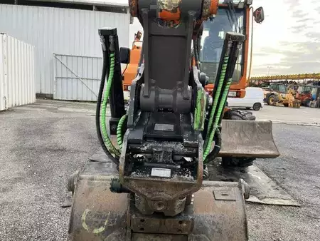 Escavatori gommati 2012 Volvo EW140D (19)