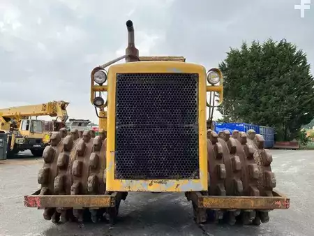 Annet 1978 Caterpillar 825 + porte engins (10)