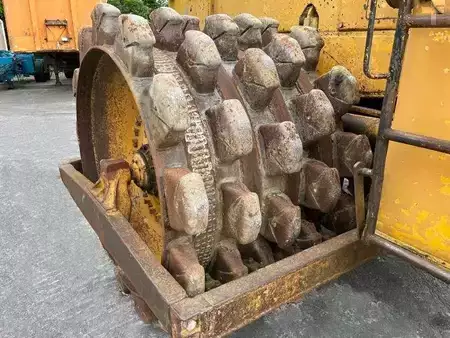 Annet 1978 Caterpillar 825 + porte engins (16)