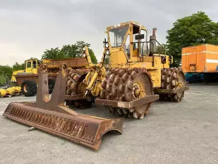 Annet 1978 Caterpillar 825 + porte engins (3)