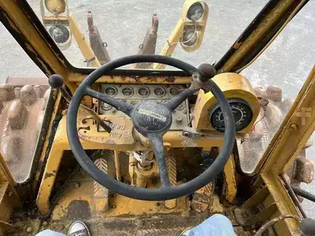 Annet 1978 Caterpillar 825 + porte engins (38)