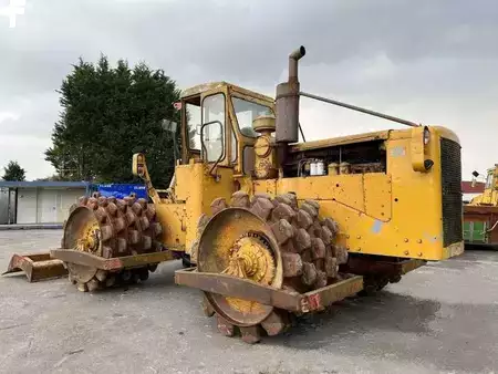 Annet 1978 Caterpillar 825 + porte engins (5)