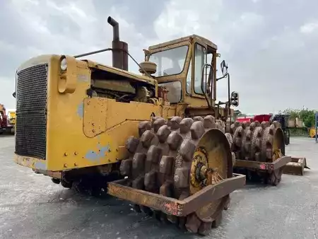 Annet 1978 Caterpillar 825 + porte engins (6)