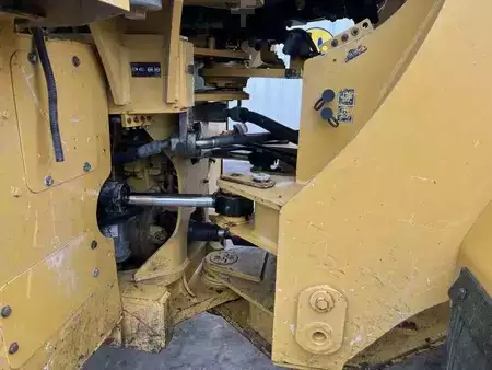 Kolové nakladače 2013 Caterpillar 950K (23)