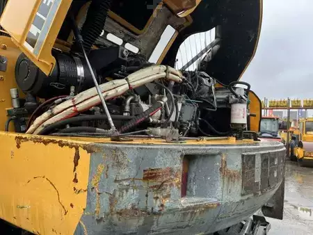 Rehandling Excavators 2001 Liebherr A316 LITRONIC (36)