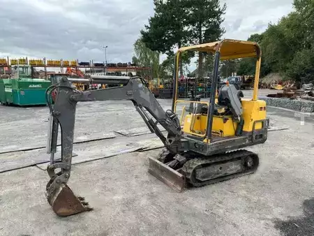 Minikaivinkoneet 2000 Volvo EB12 (3)