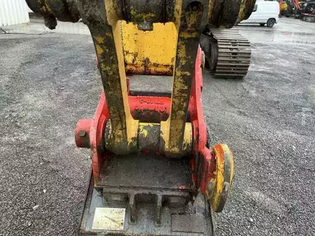 Lánctalpas kotrógép 2000 Komatsu PC180LC-6K (12)