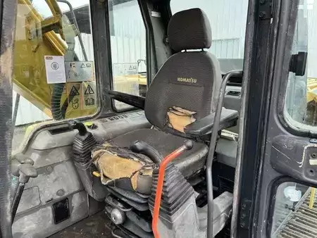 Lánctalpas kotrógép 2000 Komatsu PC180LC-6K (40)