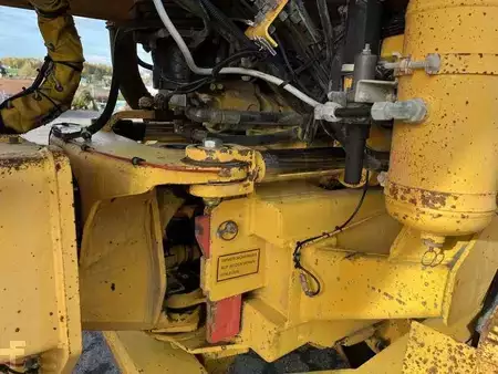 Wywrotki przegubowe 1989 Volvo A25 6X4 (22)