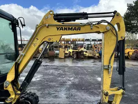 Minigraver 2019 Yanmar SV26 (10)