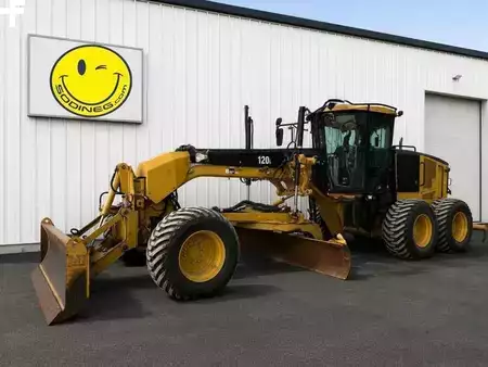 Gradere 2010 Caterpillar 120M (1)
