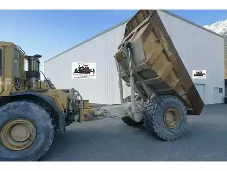 Knikdumpers 2000 Caterpillar D30D (11)