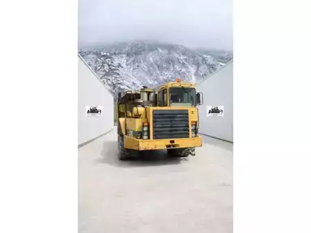 Knikdumpers 2000 Caterpillar D30D (15)