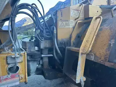 Knikdumpers 2000 Caterpillar D30D (28)