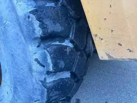 Knikdumpers 2000 Caterpillar D30D (33)