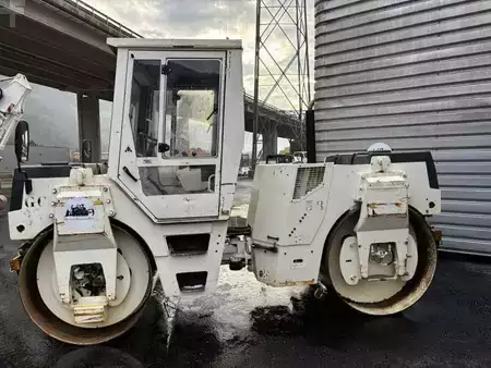 Tandemjyrät  2000 BOMAG BW144AD2 (24)