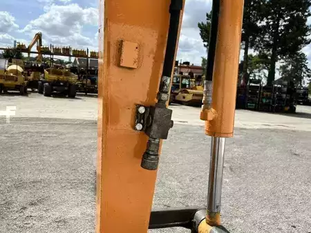 Mini excavadoras 2008 Case CX50B C (13)