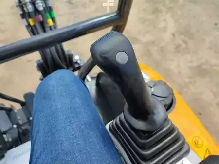 Mini excavadoras 2022 KATO VXE HD 17 (41)