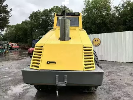 Compacteur á pieds de mouton 1999 BOMAG BW216 D-3 (10)
