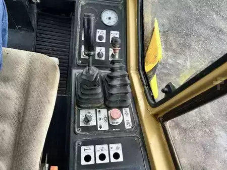 Compacteur á pieds de mouton 1999 BOMAG BW216 D-3 (44)
