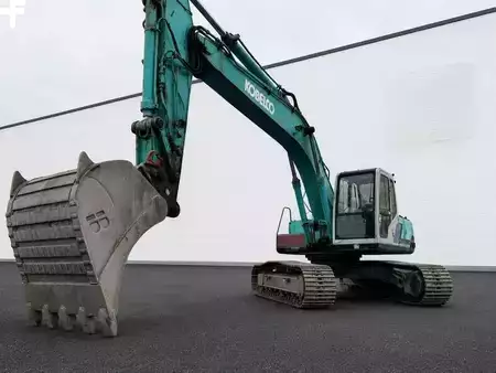 Escavatori cingolati 1996 Kobelco SK210LC (2)