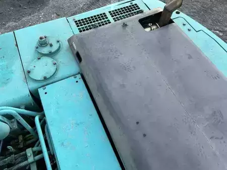 Escavatori cingolati 1996 Kobelco SK210LC (31)
