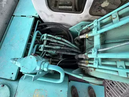 Escavatori cingolati 1996 Kobelco SK210LC (32)