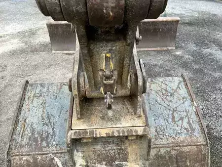 Lánctalpas kotrógép 2002 Wacker Neuson 8002 RD (16)