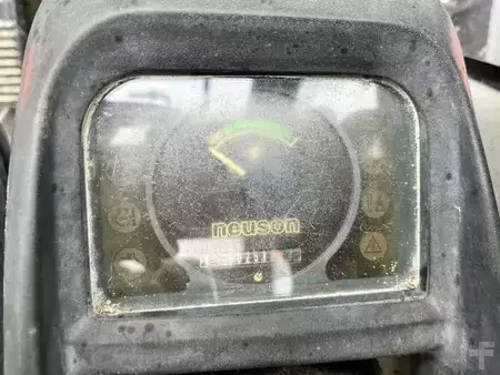Lánctalpas kotrógép 2002 Wacker Neuson 8002 RD (46)