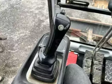 Lánctalpas kotrógép 2002 Wacker Neuson 8002 RD (50)