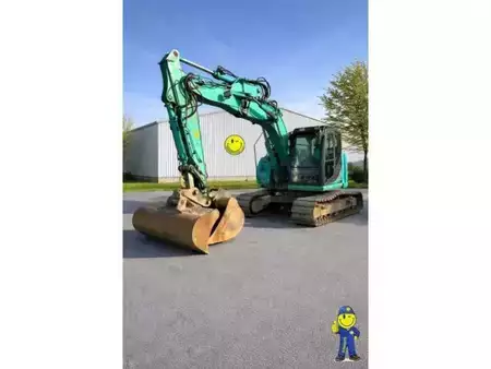Escavadora de rastos 2016 Kobelco SK140SRLC-5 (1)