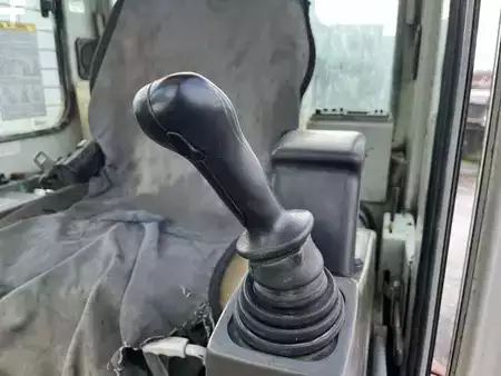 Escavadora de rastos 2007 Takeuchi TB180FR (45)
