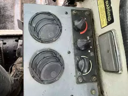Escavadora de rastos 2007 Takeuchi TB180FR (47)